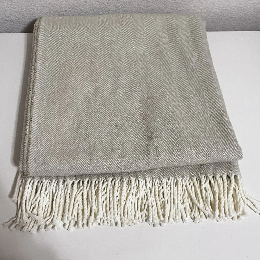 Lands Downunder Italian Herringbone Fringed Beige Throw Blanket Soft Italy